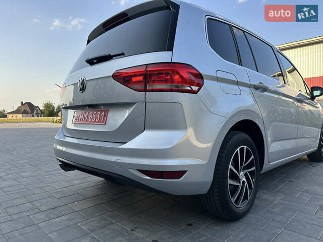 Серый Фольксваген Туран, объемом двигателя 2 л и пробегом 236 тыс. км за 19999 $, фото 24 на Automoto.ua