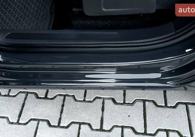 Серый Фольксваген Туран, объемом двигателя 1.97 л и пробегом 164 тыс. км за 20800 $, фото 136 на Automoto.ua