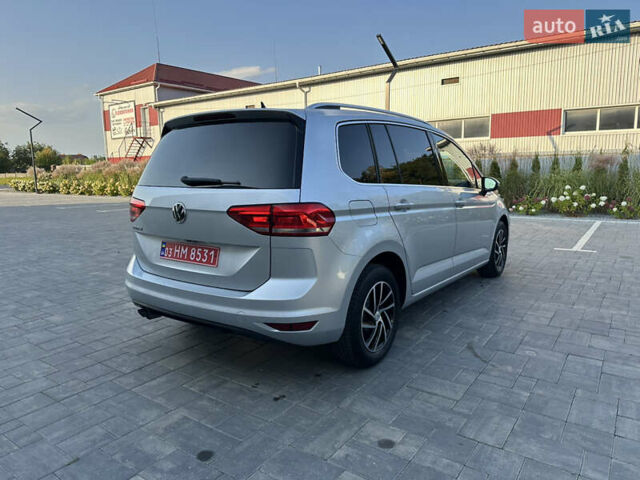 Серый Фольксваген Туран, объемом двигателя 2 л и пробегом 236 тыс. км за 20500 $, фото 13 на Automoto.ua