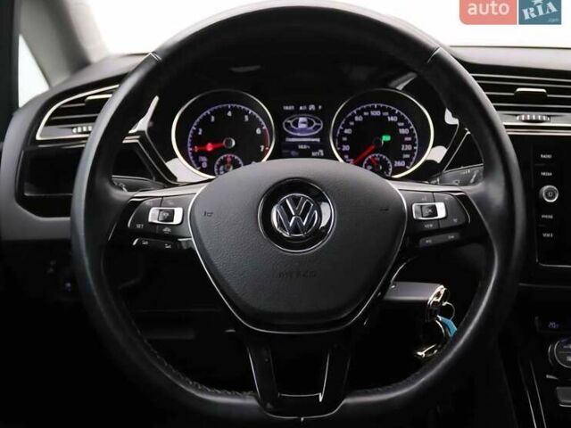 Серый Фольксваген Туран, объемом двигателя 1.97 л и пробегом 164 тыс. км за 20800 $, фото 96 на Automoto.ua