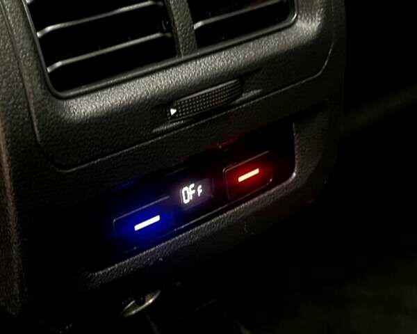 Серый Фольксваген Туран, объемом двигателя 1.97 л и пробегом 164 тыс. км за 20800 $, фото 121 на Automoto.ua