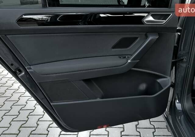 Серый Фольксваген Туран, объемом двигателя 1.97 л и пробегом 164 тыс. км за 20800 $, фото 141 на Automoto.ua