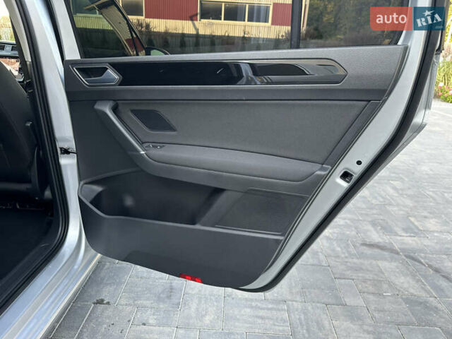 Серый Фольксваген Туран, объемом двигателя 2 л и пробегом 236 тыс. км за 20500 $, фото 50 на Automoto.ua