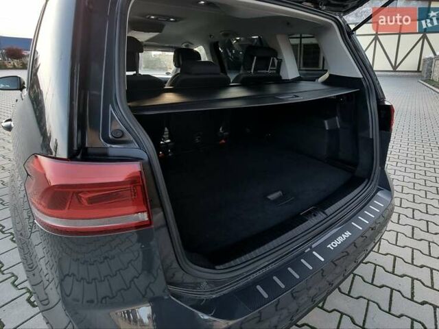 Серый Фольксваген Туран, объемом двигателя 1.97 л и пробегом 164 тыс. км за 20800 $, фото 84 на Automoto.ua