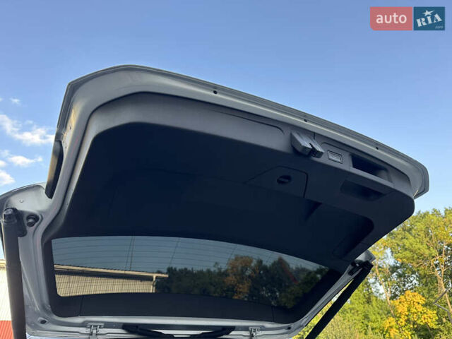 Серый Фольксваген Туран, объемом двигателя 2 л и пробегом 236 тыс. км за 20500 $, фото 59 на Automoto.ua