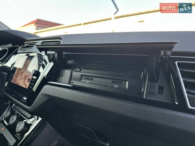 Серый Фольксваген Туран, объемом двигателя 2 л и пробегом 236 тыс. км за 20500 $, фото 45 на Automoto.ua