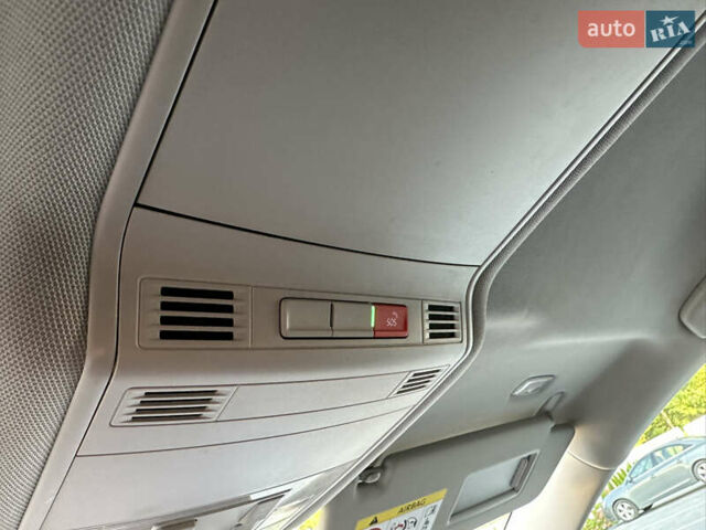 Сірий Фольксваген Туран, об'ємом двигуна 2 л та пробігом 236 тис. км за 19800 $, фото 80 на Automoto.ua