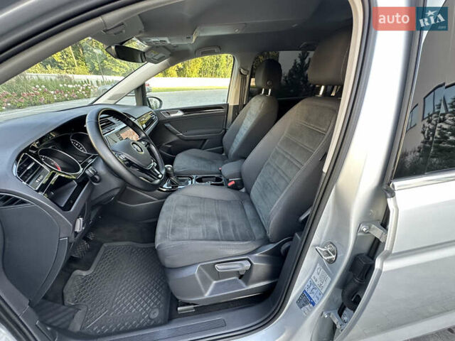 Серый Фольксваген Туран, объемом двигателя 2 л и пробегом 236 тыс. км за 20500 $, фото 29 на Automoto.ua