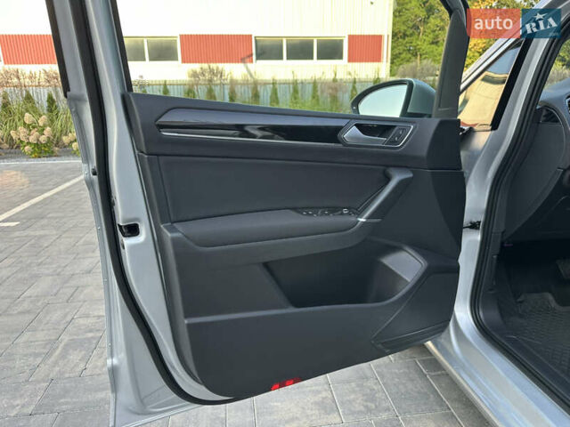 Серый Фольксваген Туран, объемом двигателя 2 л и пробегом 236 тыс. км за 20500 $, фото 31 на Automoto.ua