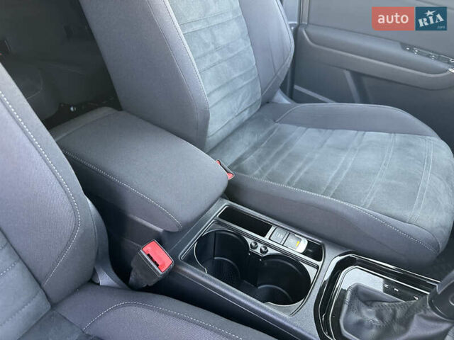 Серый Фольксваген Туран, объемом двигателя 2 л и пробегом 236 тыс. км за 20500 $, фото 43 на Automoto.ua