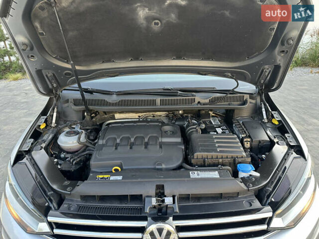 Сірий Фольксваген Туран, об'ємом двигуна 2 л та пробігом 236 тис. км за 19800 $, фото 89 на Automoto.ua