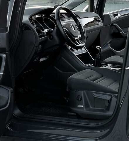 Серый Фольксваген Туран, объемом двигателя 1.97 л и пробегом 164 тыс. км за 20800 $, фото 133 на Automoto.ua