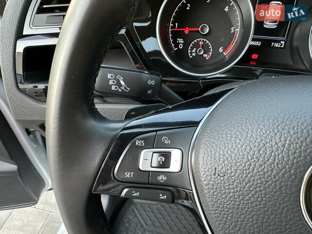 Серый Фольксваген Туран, объемом двигателя 2 л и пробегом 236 тыс. км за 20500 $, фото 63 на Automoto.ua