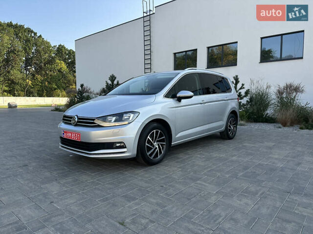 Серый Фольксваген Туран, объемом двигателя 2 л и пробегом 236 тыс. км за 20500 $, фото 6 на Automoto.ua