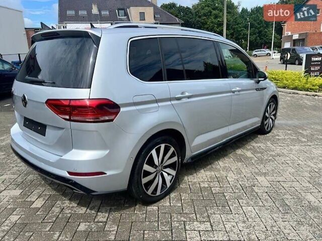 Серый Фольксваген Туран, объемом двигателя 1.5 л и пробегом 101 тыс. км за 15000 $, фото 5 на Automoto.ua