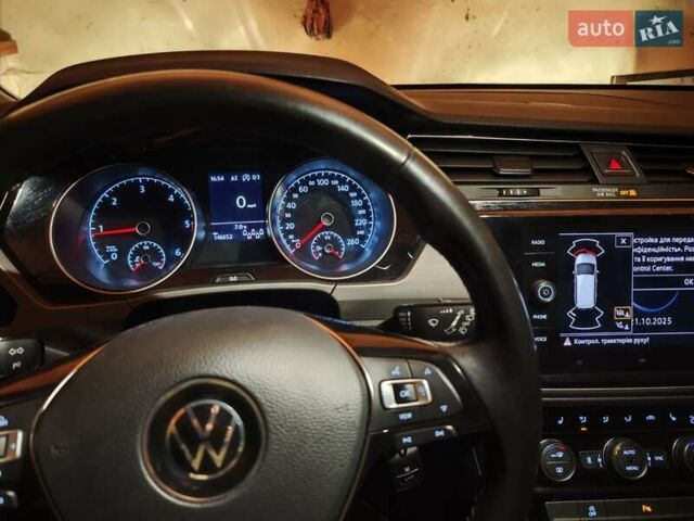 Сірий Фольксваген Туран, об'ємом двигуна 1.97 л та пробігом 146 тис. км за 20500 $, фото 3 на Automoto.ua