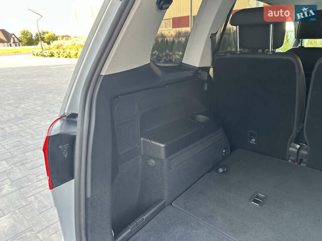 Серый Фольксваген Туран, объемом двигателя 2 л и пробегом 236 тыс. км за 20500 $, фото 52 на Automoto.ua