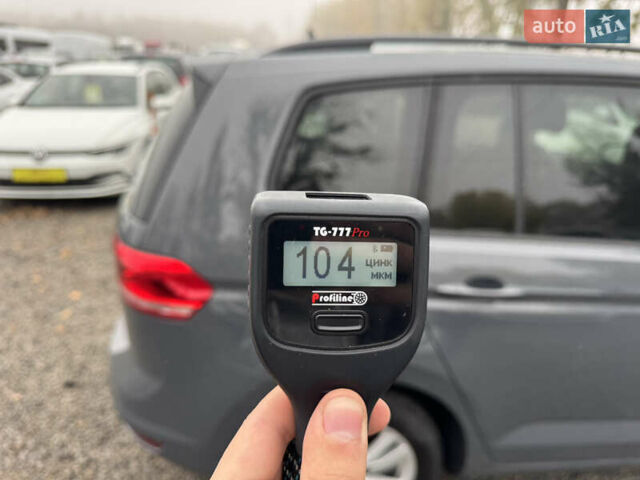 Серый Фольксваген Туран, объемом двигателя 2 л и пробегом 185 тыс. км за 22500 $, фото 29 на Automoto.ua