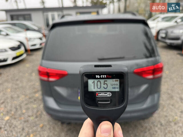 Серый Фольксваген Туран, объемом двигателя 2 л и пробегом 185 тыс. км за 22500 $, фото 28 на Automoto.ua