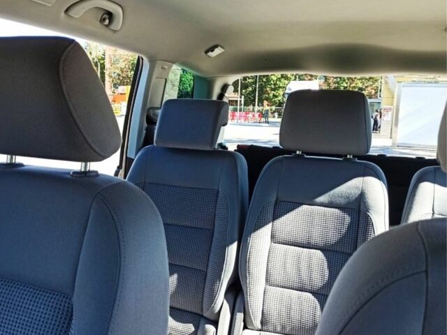 Серый Фольксваген Туран, объемом двигателя 2 л и пробегом 224 тыс. км за 3480 $, фото 7 на Automoto.ua