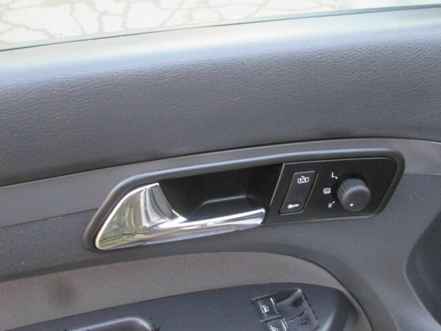 Серый Фольксваген Туран, объемом двигателя 1.6 л и пробегом 230 тыс. км за 6500 $, фото 9 на Automoto.ua