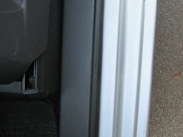 Серый Фольксваген Туран, объемом двигателя 1.6 л и пробегом 230 тыс. км за 6500 $, фото 12 на Automoto.ua