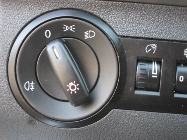 Серый Фольксваген Туран, объемом двигателя 1.6 л и пробегом 230 тыс. км за 6500 $, фото 20 на Automoto.ua