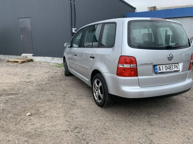 Сірий Фольксваген Туран, об'ємом двигуна 1.9 л та пробігом 260 тис. км за 5900 $, фото 3 на Automoto.ua