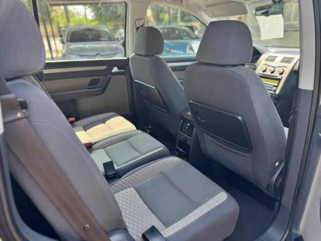 Серый Фольксваген Туран, объемом двигателя 1.4 л и пробегом 198 тыс. км за 7900 $, фото 14 на Automoto.ua