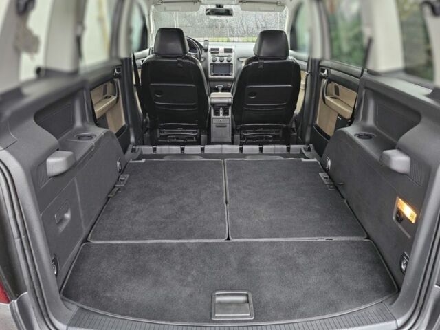 Серый Фольксваген Туран, объемом двигателя 2 л и пробегом 334 тыс. км за 8800 $, фото 16 на Automoto.ua