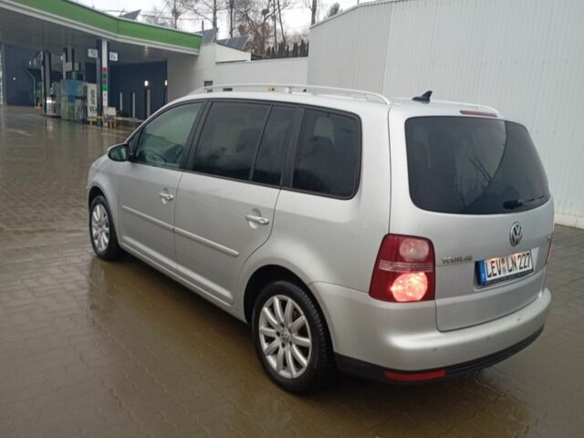 Серый Фольксваген Туран, объемом двигателя 0 л и пробегом 284 тыс. км за 5900 $, фото 5 на Automoto.ua