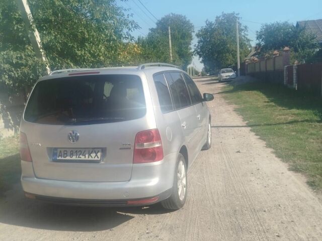 Серый Фольксваген Туран, объемом двигателя 1.9 л и пробегом 302 тыс. км за 6700 $, фото 13 на Automoto.ua