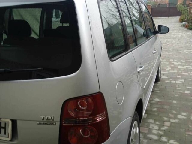 Серый Фольксваген Туран, объемом двигателя 1.9 л и пробегом 316 тыс. км за 8550 $, фото 5 на Automoto.ua