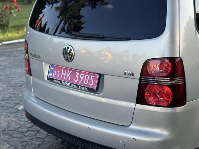 Серый Фольксваген Туран, объемом двигателя 1.4 л и пробегом 244 тыс. км за 6300 $, фото 11 на Automoto.ua