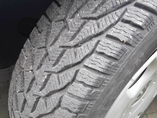 Серый Фольксваген Туран, объемом двигателя 1.9 л и пробегом 316 тыс. км за 8550 $, фото 15 на Automoto.ua