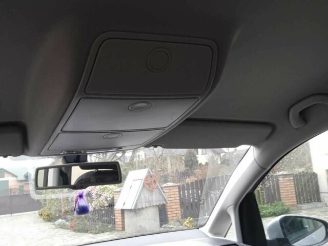 Серый Фольксваген Туран, объемом двигателя 1.9 л и пробегом 316 тыс. км за 8550 $, фото 13 на Automoto.ua