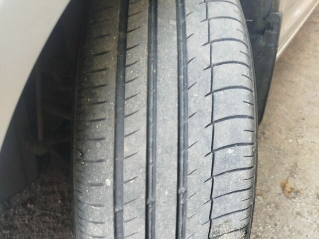 Серый Фольксваген Туран, объемом двигателя 1.9 л и пробегом 302 тыс. км за 6700 $, фото 12 на Automoto.ua