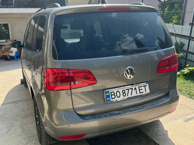 Сірий Фольксваген Туран, об'ємом двигуна 1.6 л та пробігом 205 тис. км за 10350 $, фото 1 на Automoto.ua