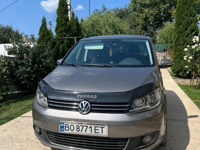 Сірий Фольксваген Туран, об'ємом двигуна 1.6 л та пробігом 205 тис. км за 10350 $, фото 2 на Automoto.ua