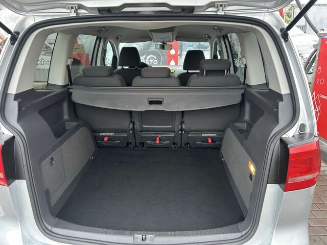 Серый Фольксваген Туран, объемом двигателя 1.6 л и пробегом 248 тыс. км за 10300 $, фото 9 на Automoto.ua