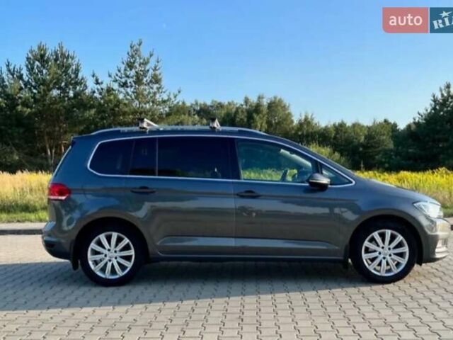 Серый Фольксваген Туран, объемом двигателя 1.4 л и пробегом 181 тыс. км за 14000 $, фото 5 на Automoto.ua