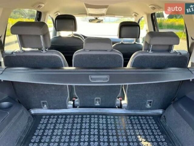 Серый Фольксваген Туран, объемом двигателя 1.4 л и пробегом 181 тыс. км за 14000 $, фото 10 на Automoto.ua