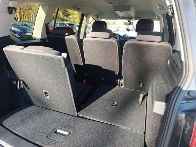 Серый Фольксваген Туран, объемом двигателя 0 л и пробегом 221 тыс. км за 459 $, фото 4 на Automoto.ua