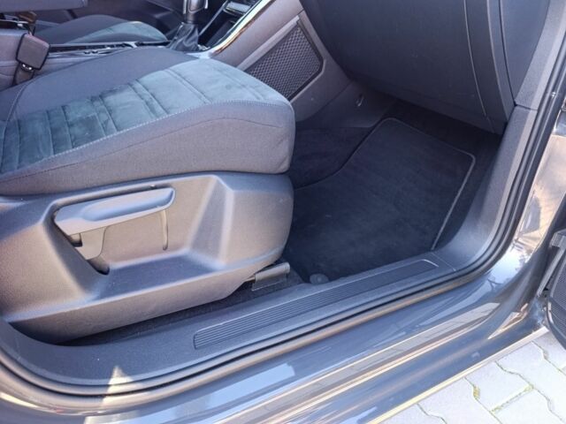 Серый Фольксваген Туран, объемом двигателя 0 л и пробегом 221 тыс. км за 459 $, фото 6 на Automoto.ua