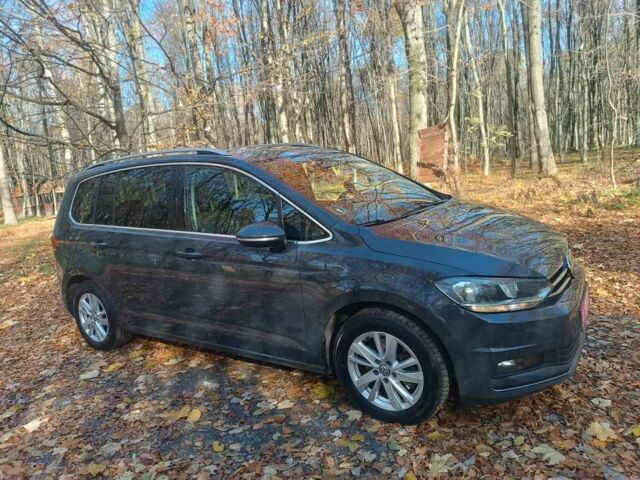 Серый Фольксваген Туран, объемом двигателя 0 л и пробегом 221 тыс. км за 459 $, фото 1 на Automoto.ua