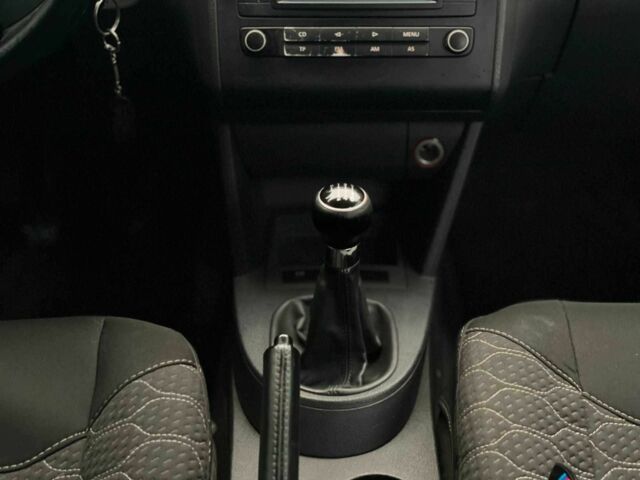 Синий Фольксваген Туран, объемом двигателя 1.9 л и пробегом 228 тыс. км за 3999 $, фото 12 на Automoto.ua