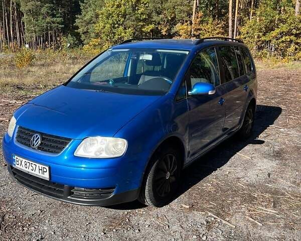 Синий Фольксваген Туран, объемом двигателя 1.6 л и пробегом 242 тыс. км за 5800 $, фото 10 на Automoto.ua