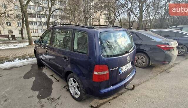 Синій Фольксваген Туран, об'ємом двигуна 1.9 л та пробігом 432 тис. км за 4900 $, фото 1 на Automoto.ua