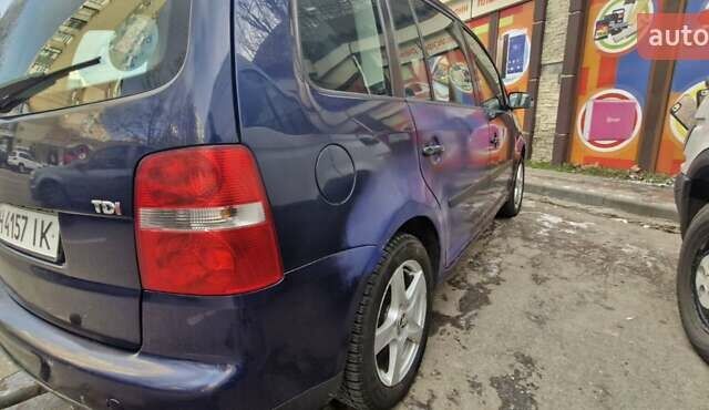 Синій Фольксваген Туран, об'ємом двигуна 1.9 л та пробігом 432 тис. км за 4900 $, фото 8 на Automoto.ua