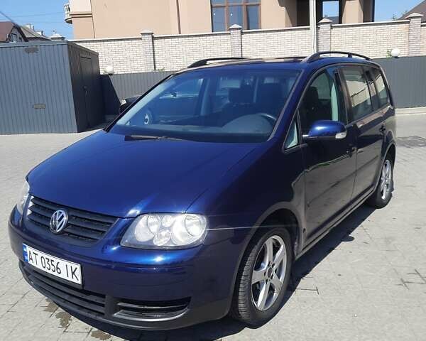 Синий Фольксваген Туран, объемом двигателя 1.6 л и пробегом 292 тыс. км за 5600 $, фото 24 на Automoto.ua